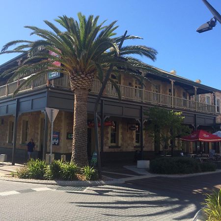 Grosvenor Hotel Victor Harbor Eksteriør billede